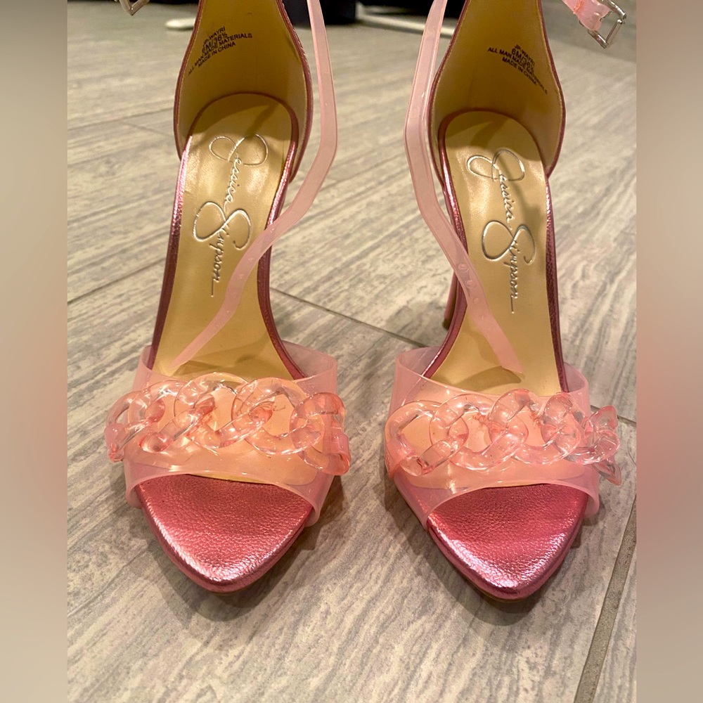 Jessica Simpson Pink Heels. Size 6. Very comfy and so cute! Only worn 1 time!